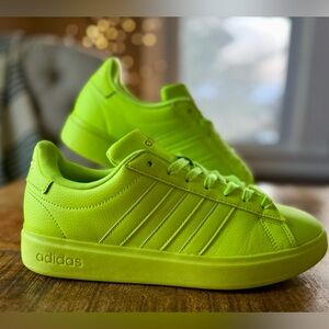 Adidas Originals Grand Court 2.0 in Lemon Sneakers